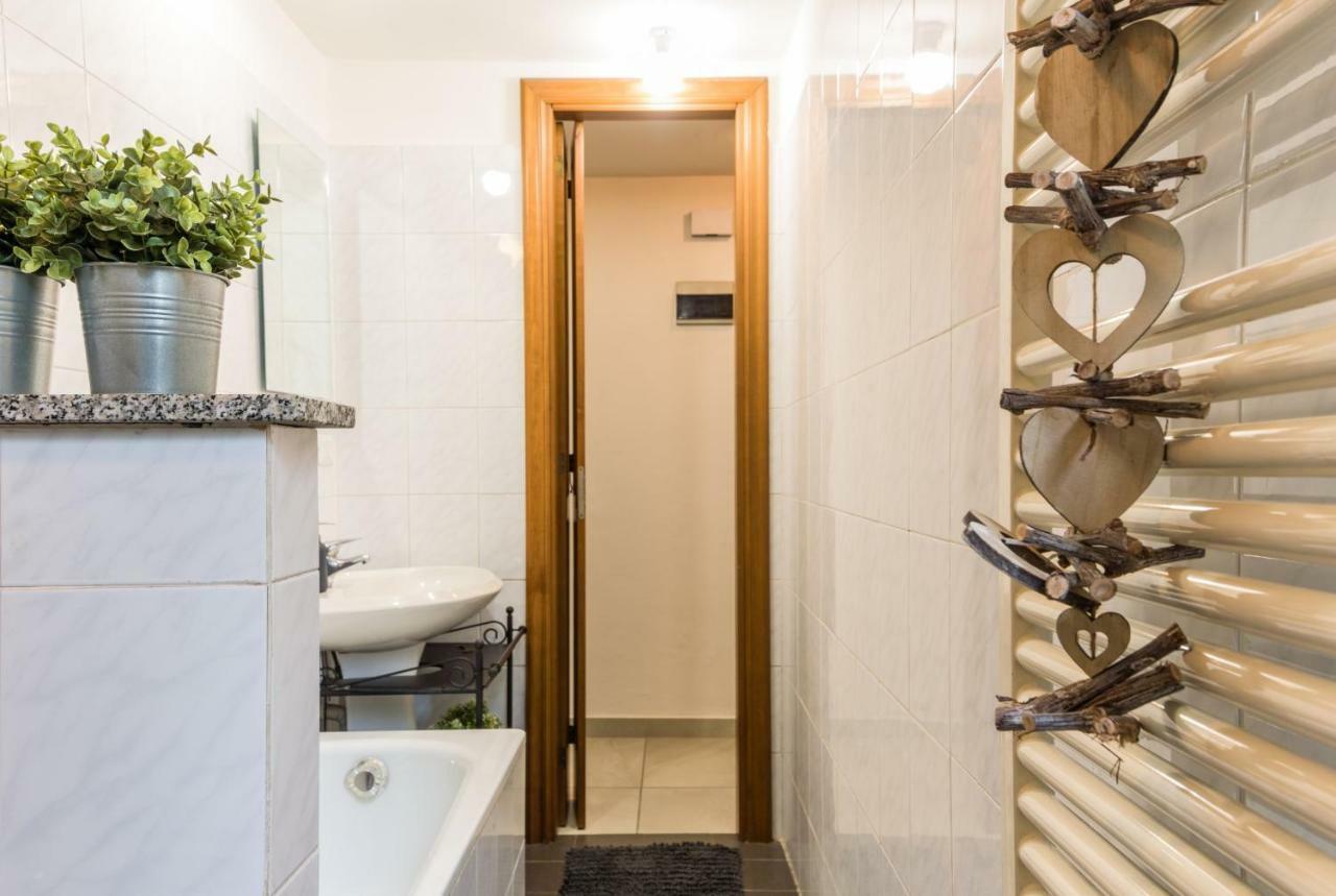 Casa Tibaldi - Bocconi Lejlighed Milano Eksteriør billede